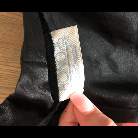 Black Silk Robe - Picture 3 of 4